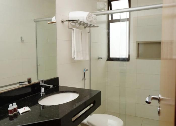 Vida Plaza Hotel