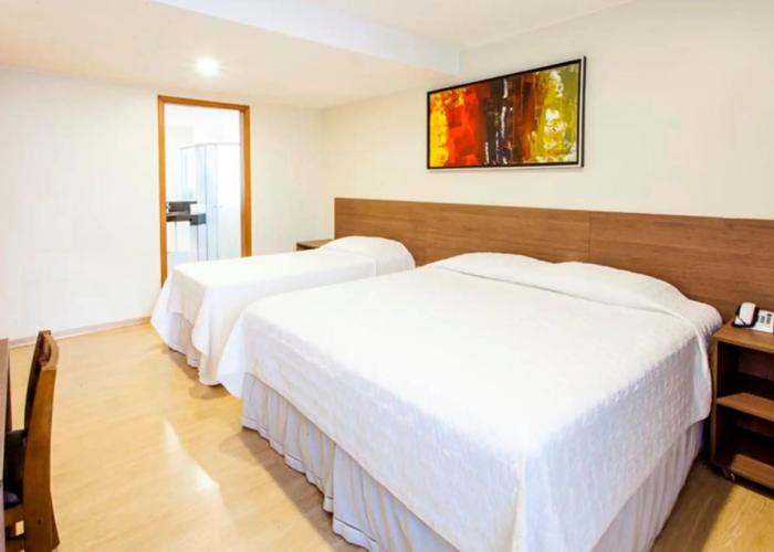 Vida Plaza Hotel
