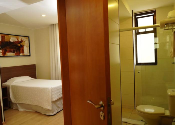 Vida Plaza Hotel