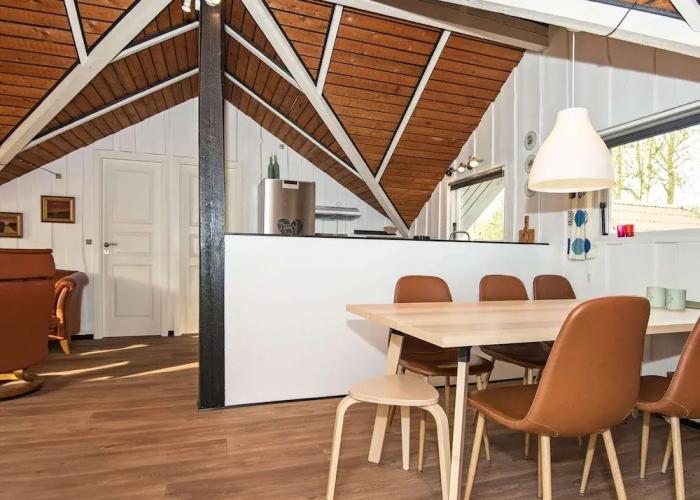 6 Person Holiday Home in Ansager