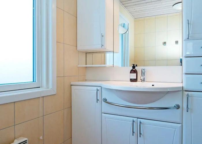 6 Person Holiday Home in Ansager