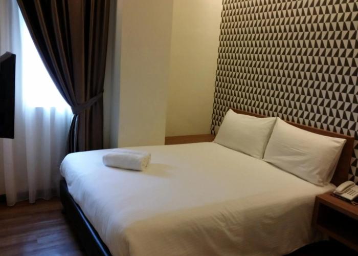 D Elegance Hotel