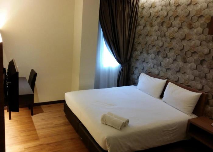 D Elegance Hotel