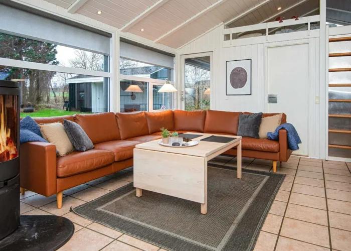 10 Person Holiday Home in Allingabro-by Traum