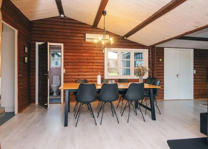 Vibrant Holiday Home in Jutland near Sea