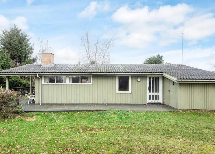 6 Person Holiday Home in Glesborg-by Traum