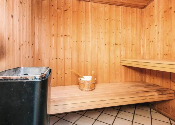 10 Person Holiday Home in Glesborg-by Traum