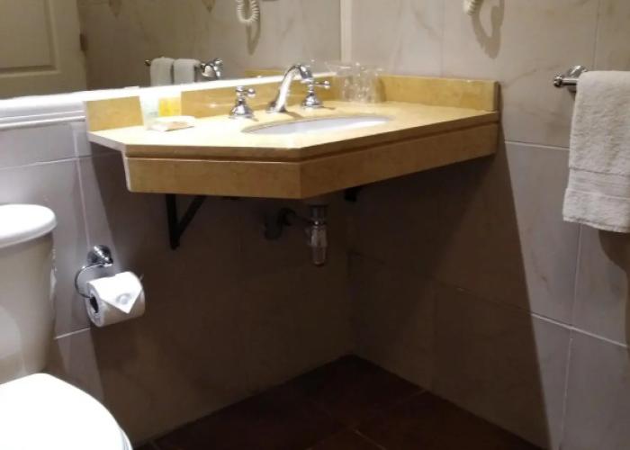 Howard Johnson by Wyndham Rinconada de Los Andes