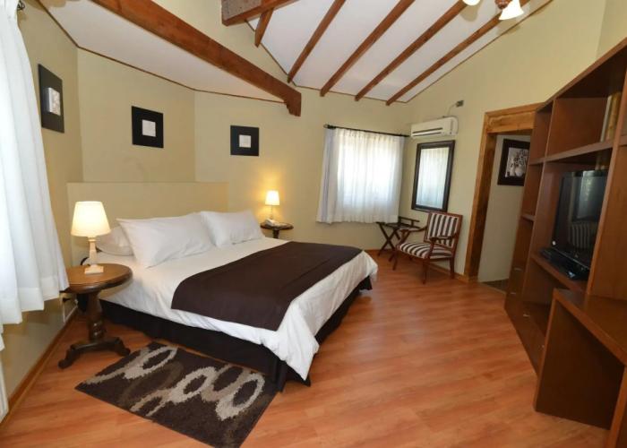 Howard Johnson by Wyndham Rinconada de Los Andes