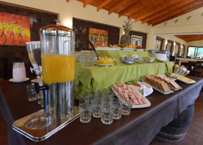 Howard Johnson by Wyndham Rinconada de Los Andes