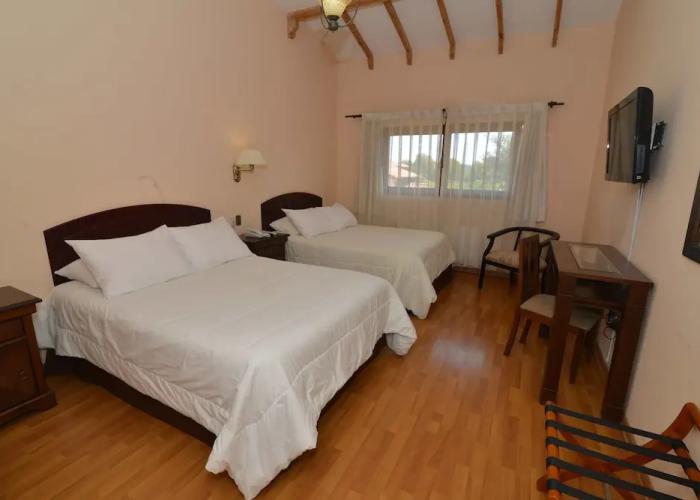 Howard Johnson Hotel Rinconada de Los Andes