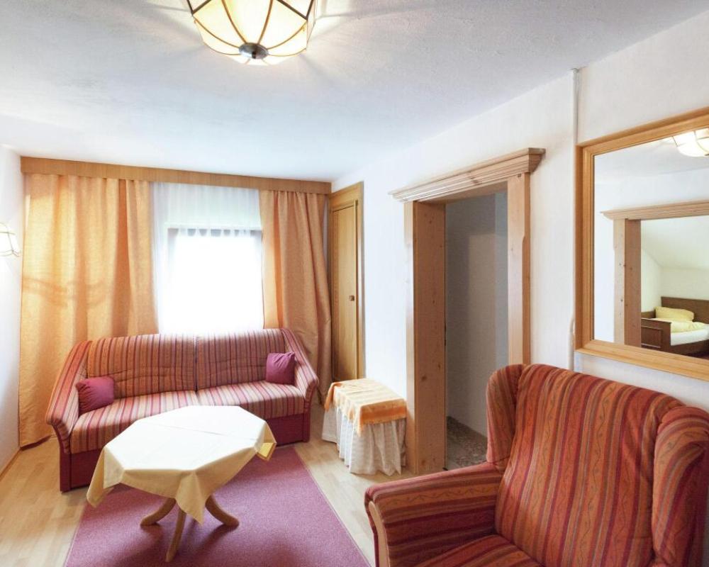 Guesthouse in Vent With Balcony