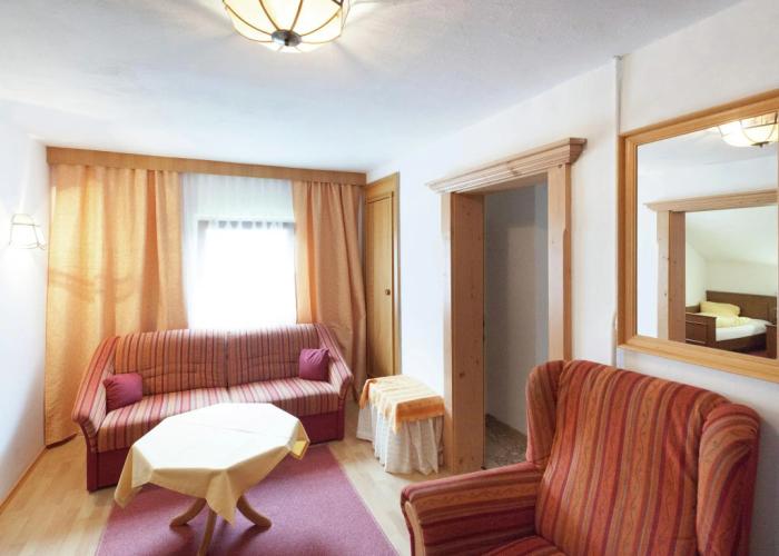 Guesthouse in Vent With Balcony
