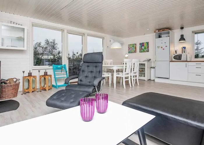 Peaceful Holiday Home in Storvorde near Sea