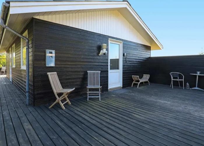 Peaceful Holiday Home in Storvorde near Sea