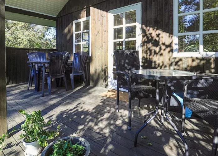 Stylish Holiday Home in Hals near Sea