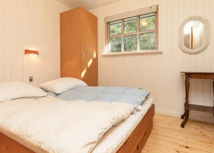 Stylish Holiday Home in Hals near Sea