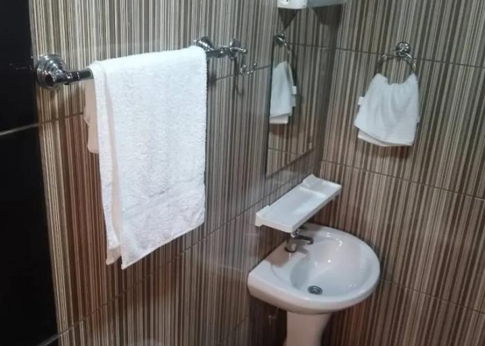 Nn Guest House