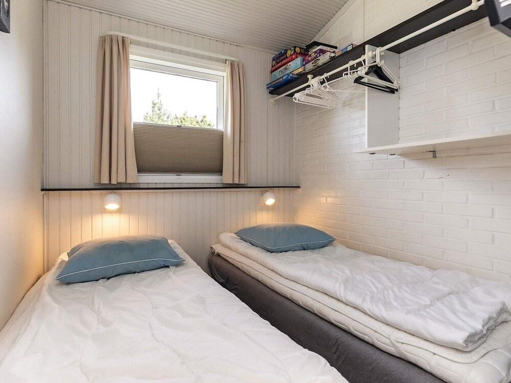 6 Person Holiday Home in Hadsund-by Traum