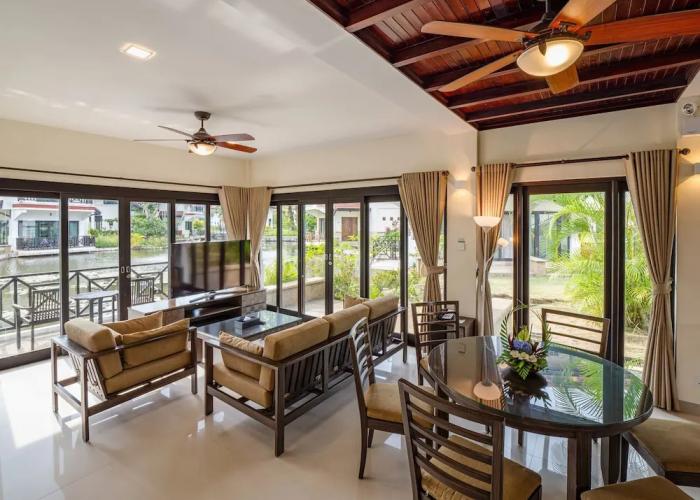 Banyu Biru Villa