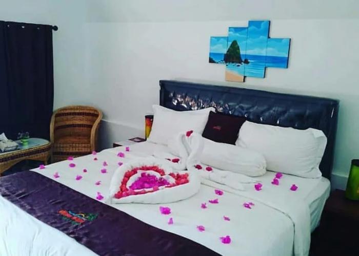 Madu Tiga Beach & Resort