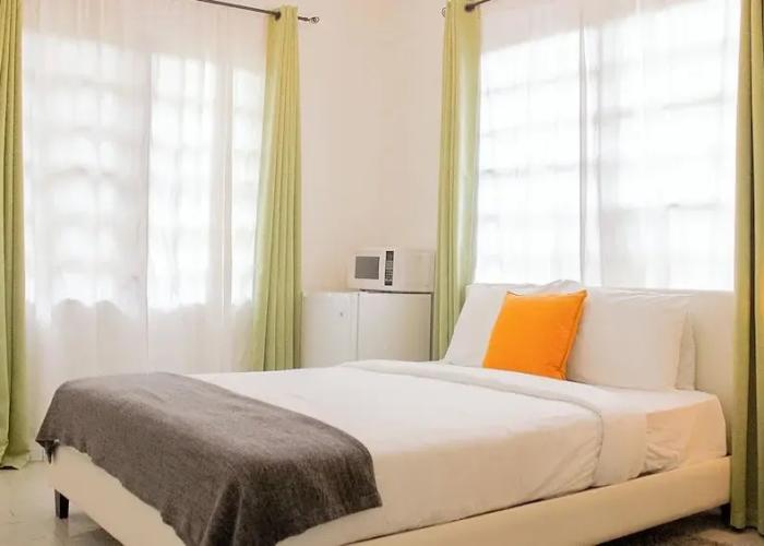 Aibonito Hotel 210
