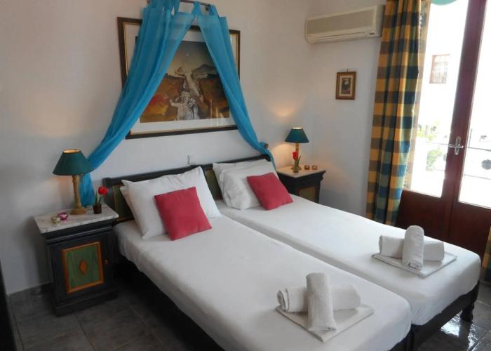 Hotel Yianna