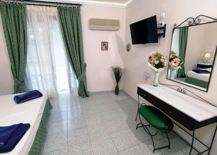 Vasilaras Hotel