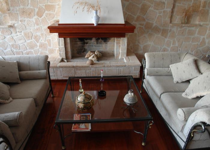 Dionysos Hotel