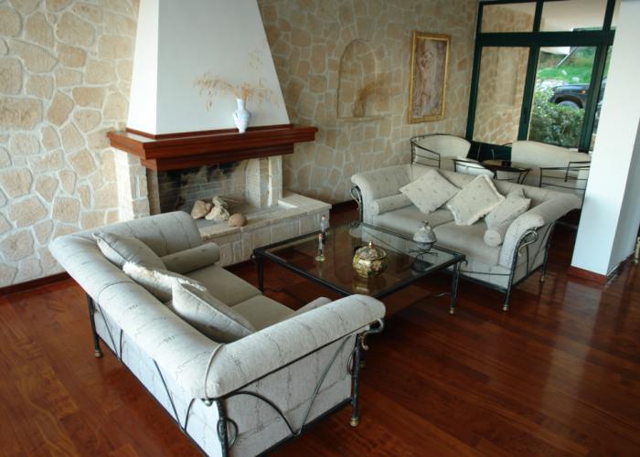 Dionysos Hotel