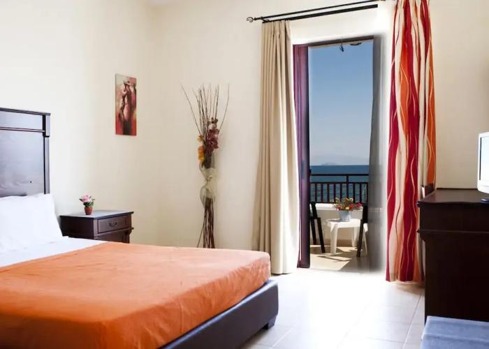 Laza Beach Inn