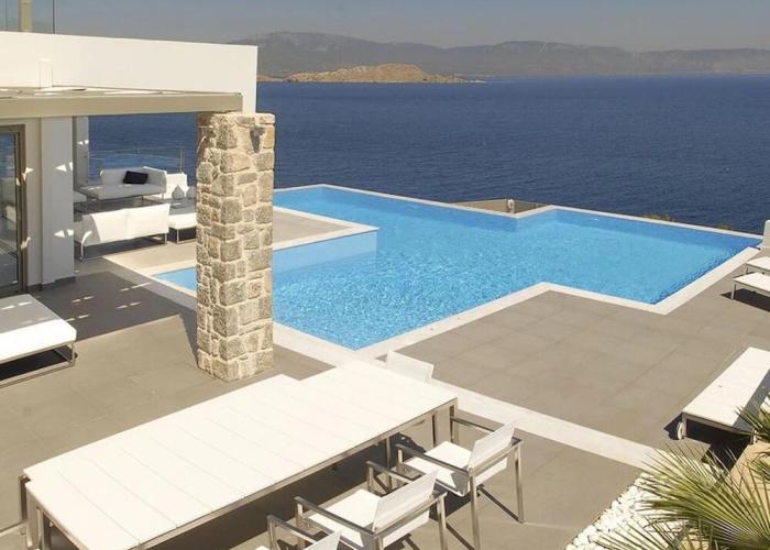 Welcome to Villa Soligia! Beach Front Villa Large Private Pool Amazing Sea View