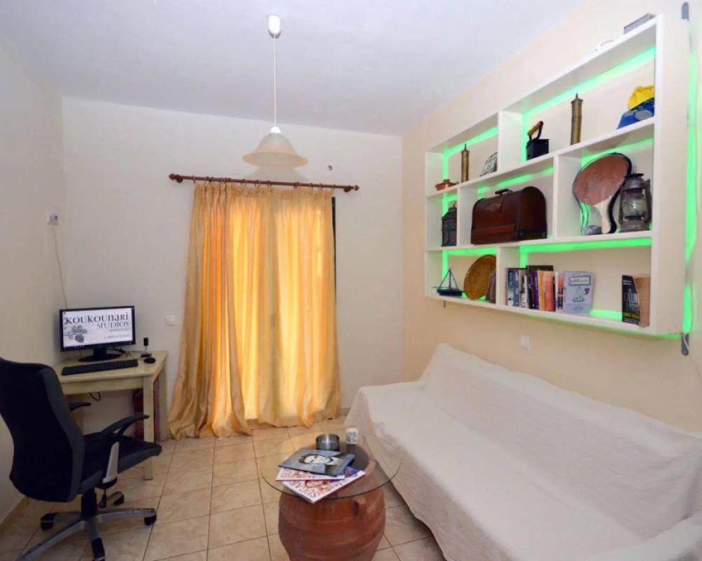 фото Koukounari Studios