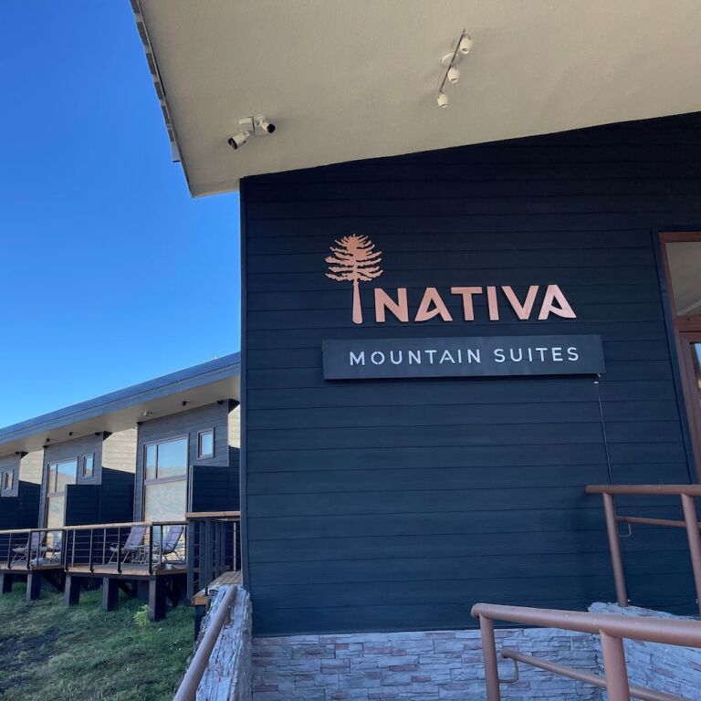 Nativa Mountain Suites