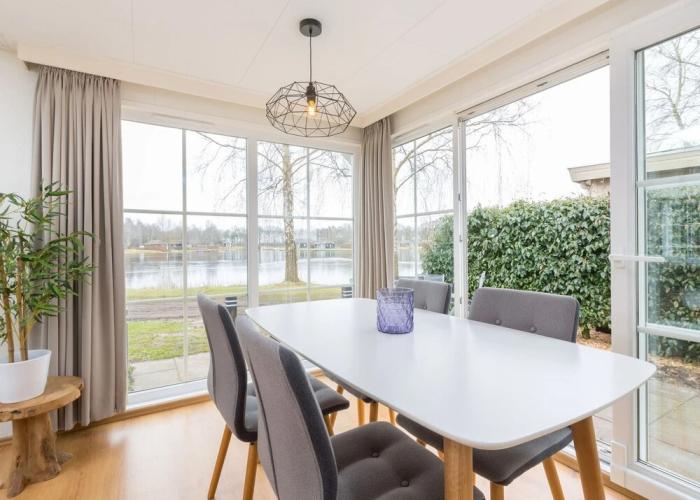 Comfortable Chalet With a Combi Microwave, in Green Twente