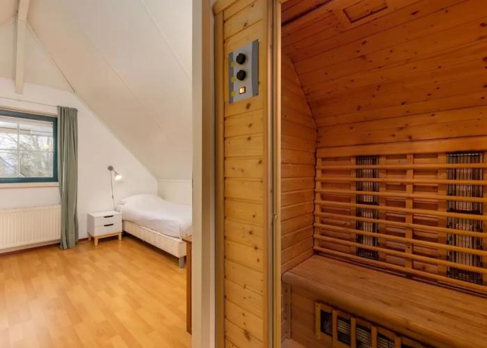 Comfortable Holiday Home in Hoge Hexel With Sauna