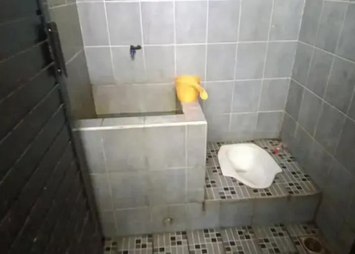 OYO 93295 Wisma Aluh AmbakNearPantai batu lima Asbullah tmbngn