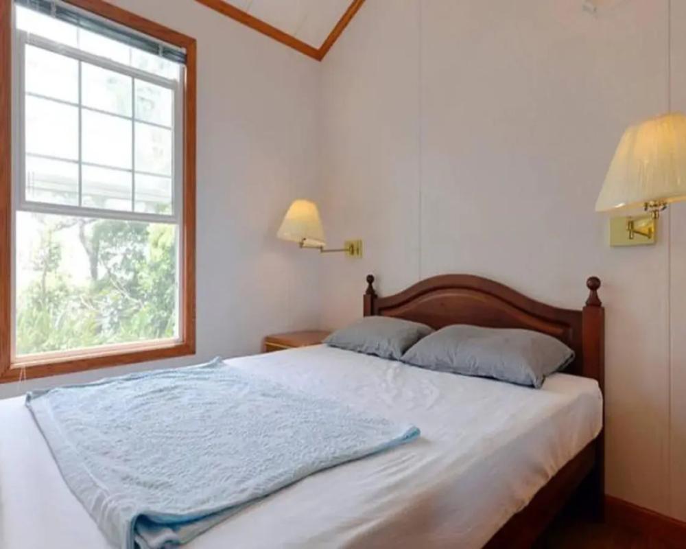 фото PANORAMA Ocean View Cottage