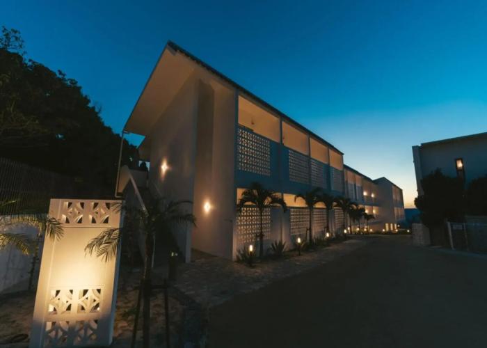 Royal View Hotel Churaumi