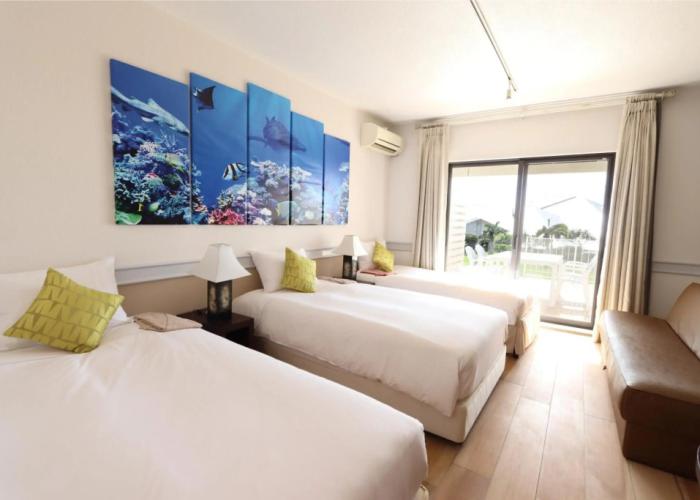 Royal View Hotel Churaumi