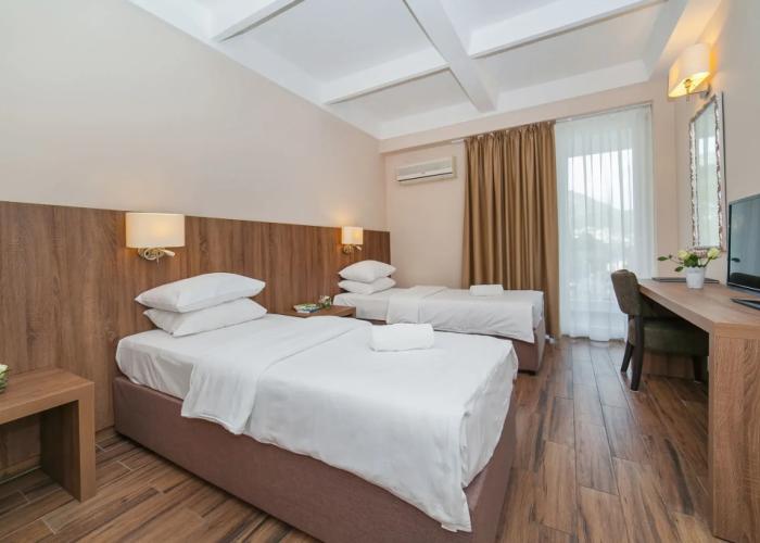 Hotel Sato