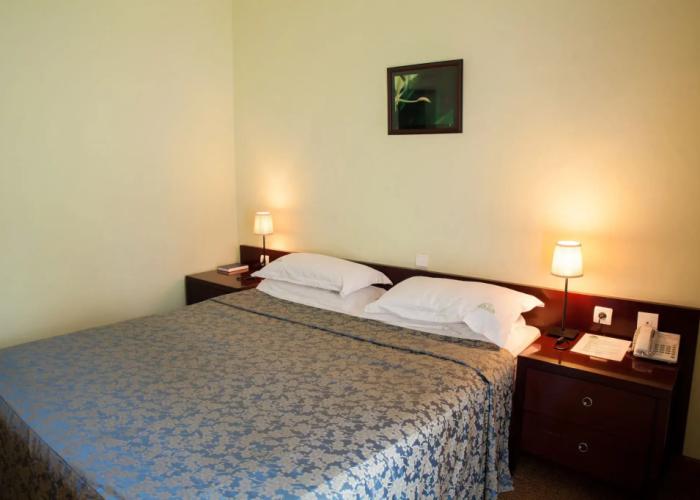 Gorillas Lake Kivu Hotel