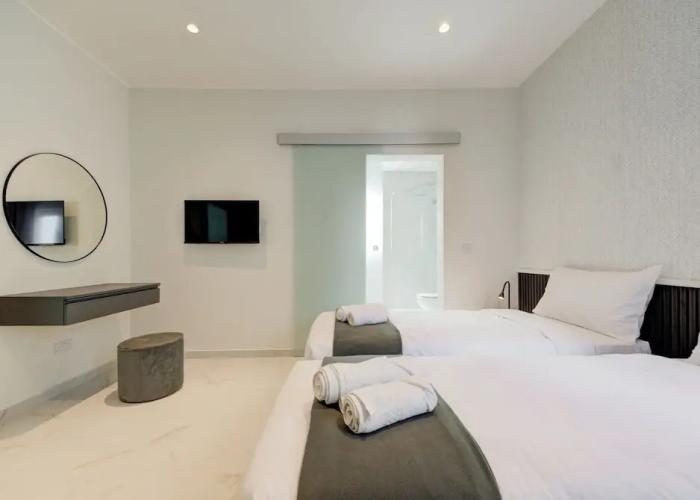 Mayfair by Premier Suites MT