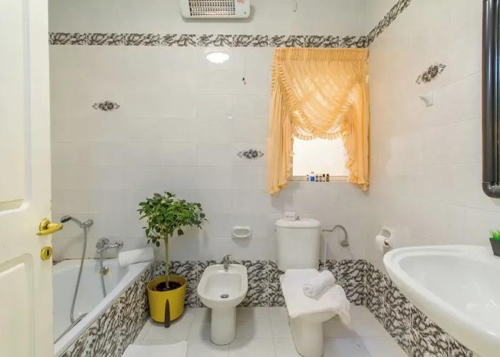 Villa Swieqi with shared rooms 5