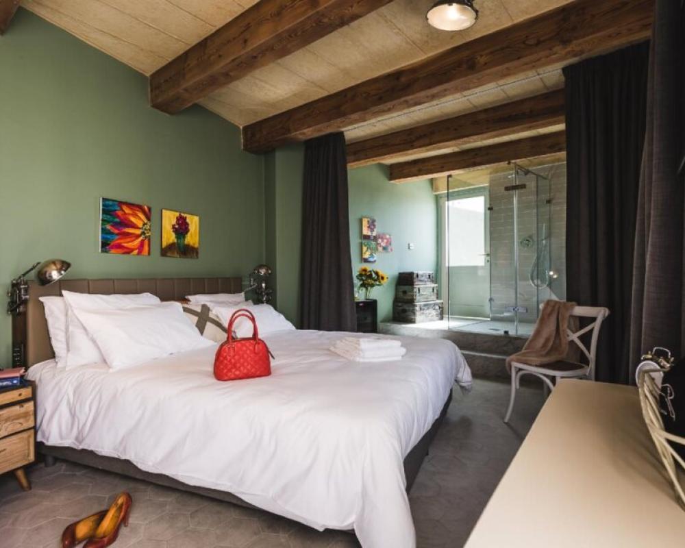 Talbot and Bons Boutique Bed & Breakfast