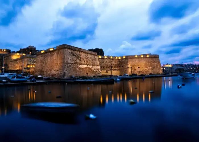A Unique 400-year-old Modern Maltese Home