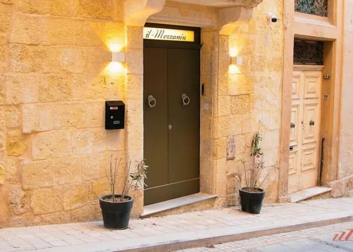 A Unique 400-year-old Modern Maltese Home