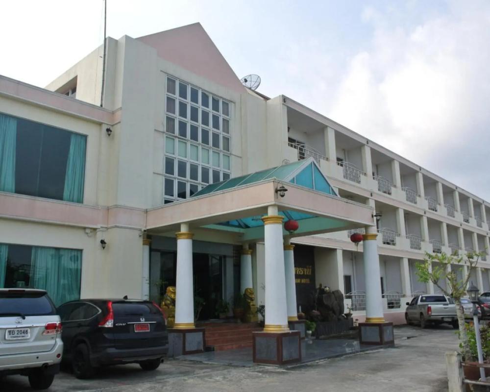 Chaikanathani Hotel