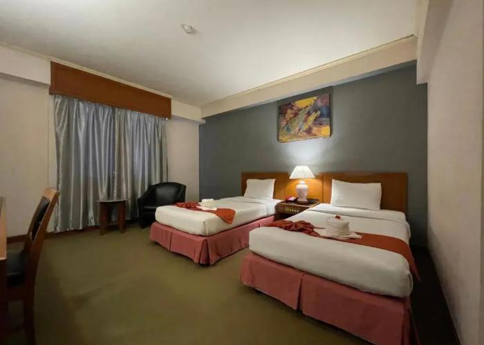 Songphanburi Hotel