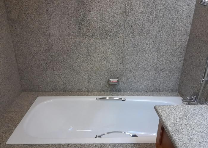 Songphanburi Hotel